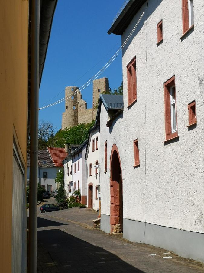 Mooi Ruim Appartement In Antieke Stadsboerderij Schönecken Eksteriør bilde
