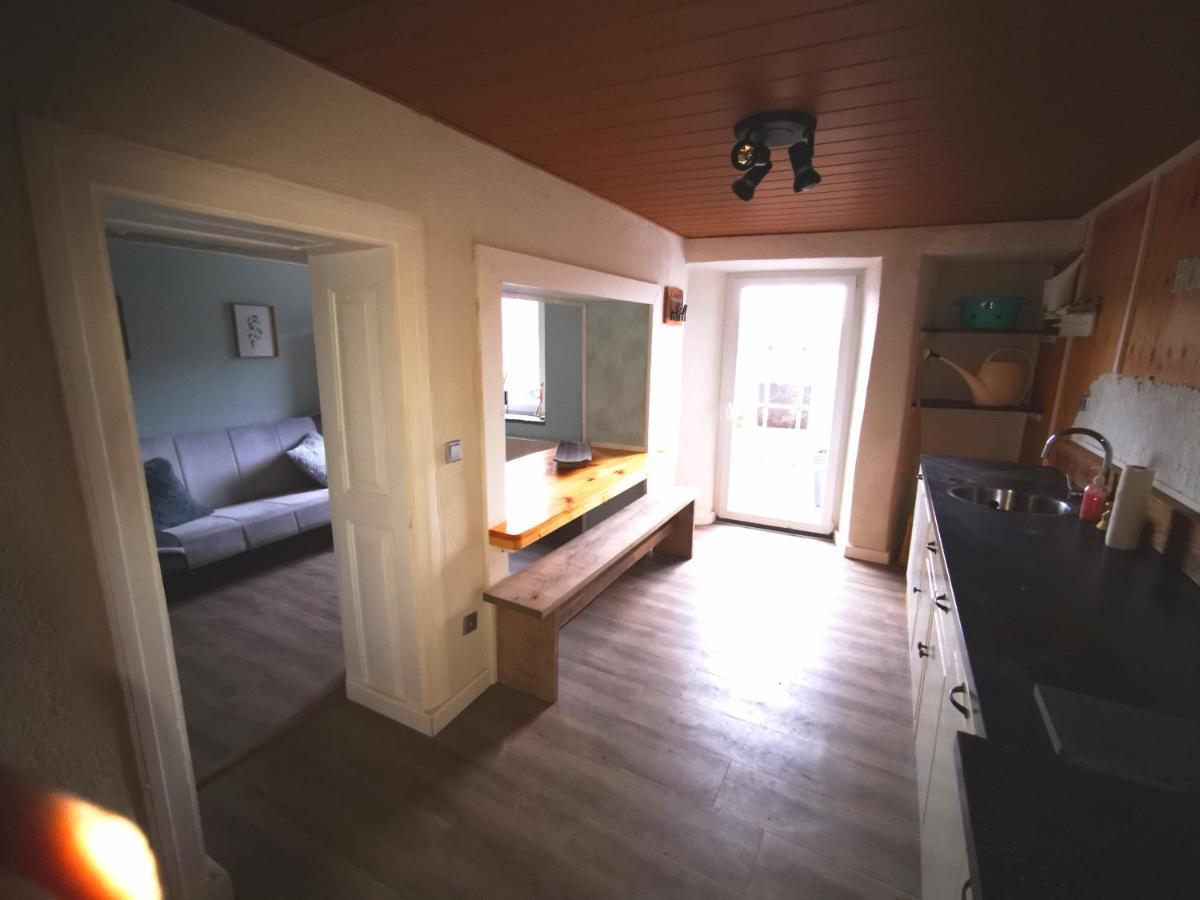 Mooi Ruim Appartement In Antieke Stadsboerderij Schönecken Eksteriør bilde